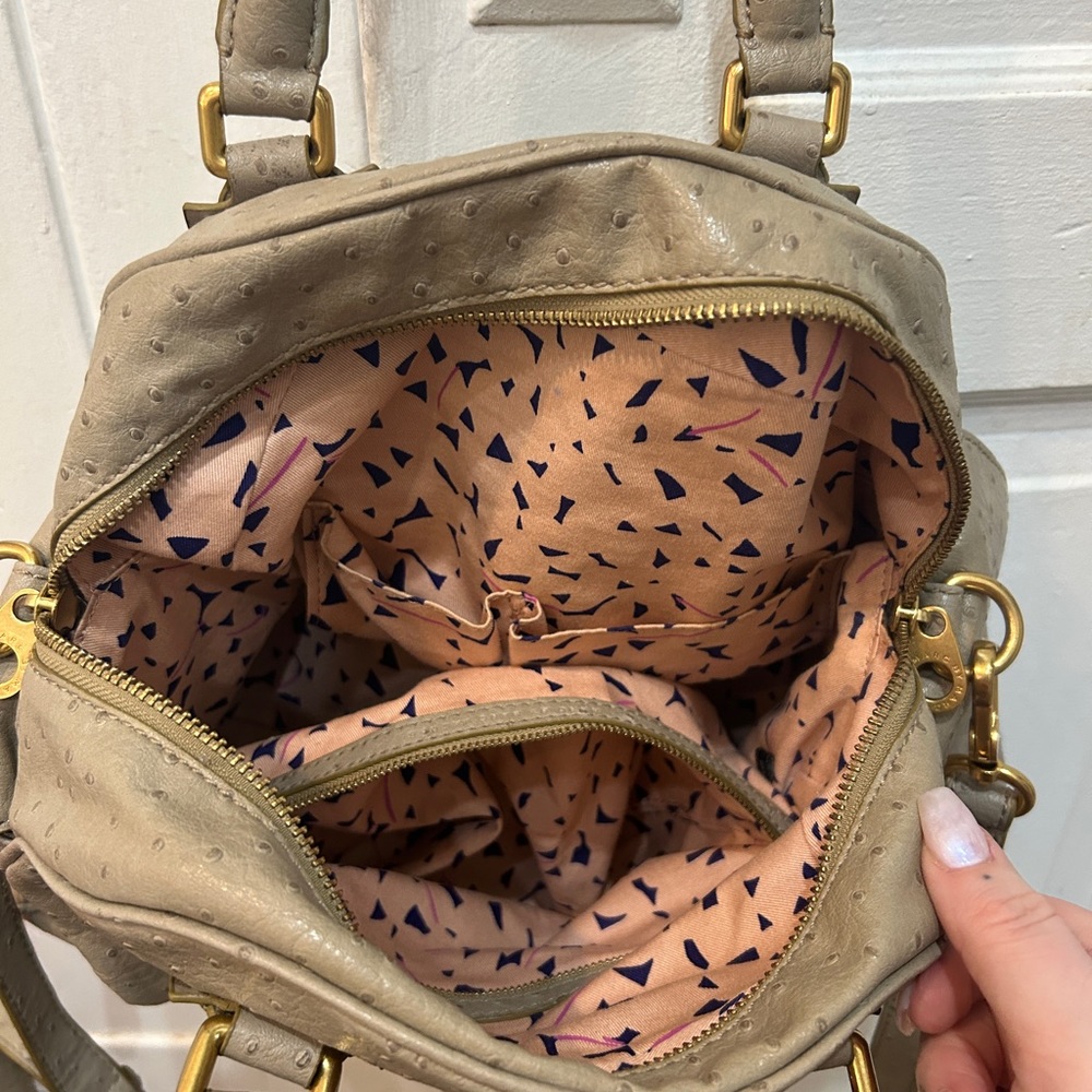 Marc By Marc Jacobs Tan Satchel - Picture 3 of 7